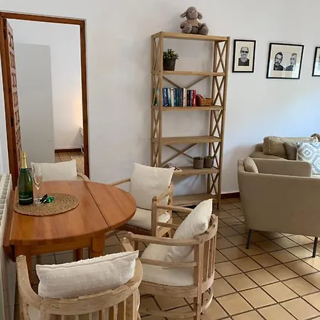 Studio Benito 3 *
